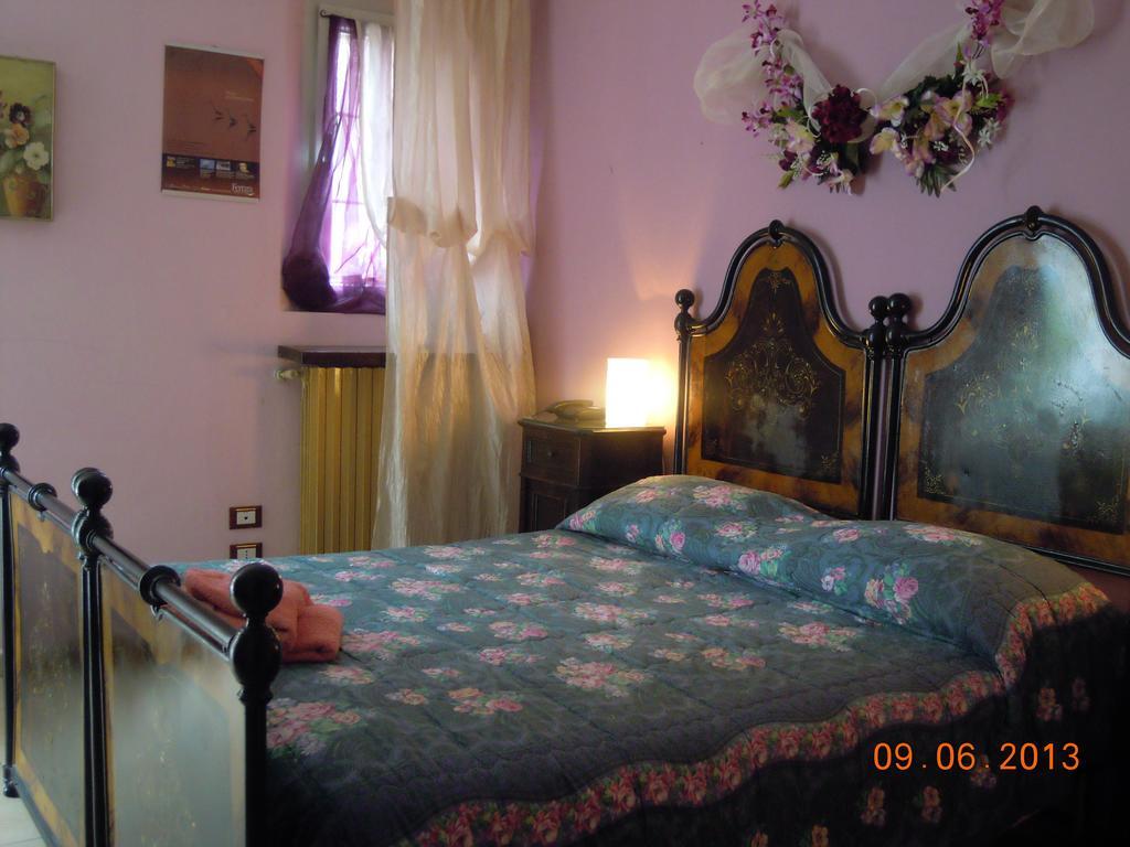 B&B Ciliegio Felice Molinella Habitación foto
